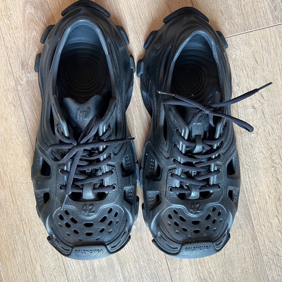 Authentic Balenciaga Runway sneakers gently USED HD Low Black sandal - Picture 1 of 14